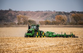 AgriFood Signals: Chipotle’s next agrifood cohort, John Deere settlement, fruit-harvesting robots