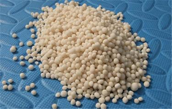 常用的磷肥品种有哪些?性质如何?施用特点是什么