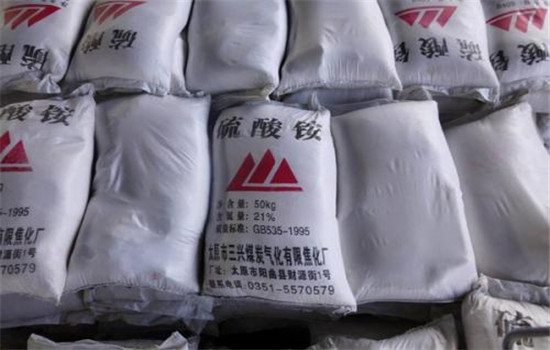常用的氮肥品种有哪些?性质如何?施用特点是什么