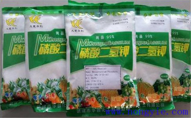 磷酸二氢钾简介 磷酸二氢钾的使用方法与使用量