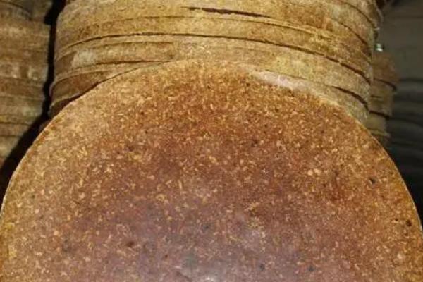 饼肥如何发酵腐熟？饼肥是氮肥还是钾肥？