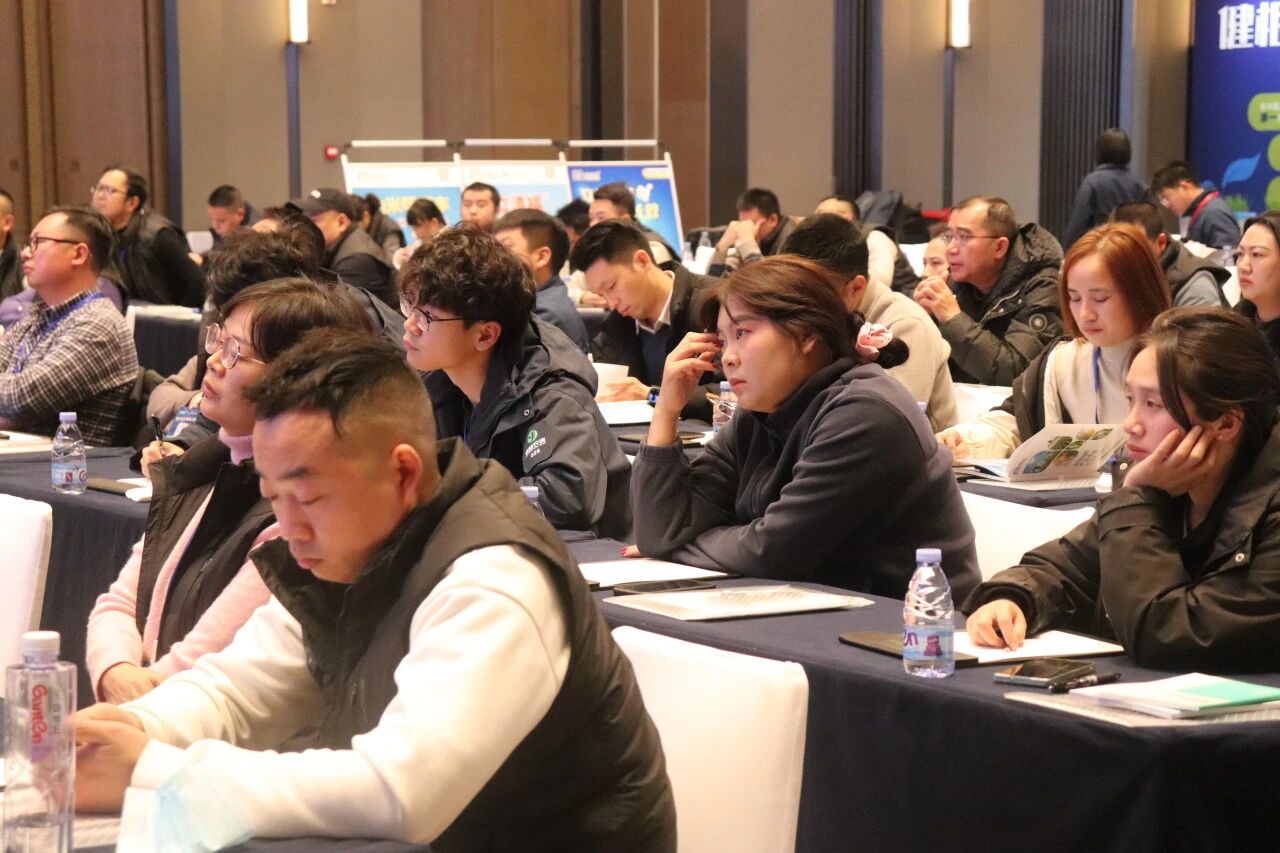 明德立达：依托两大创新技术引擎，实现弯道超车