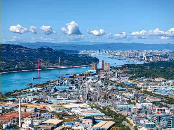 兴发集团″甲基氯硅烷单体制备工艺产业化项目″获2025年湖北省科技进步一等奖