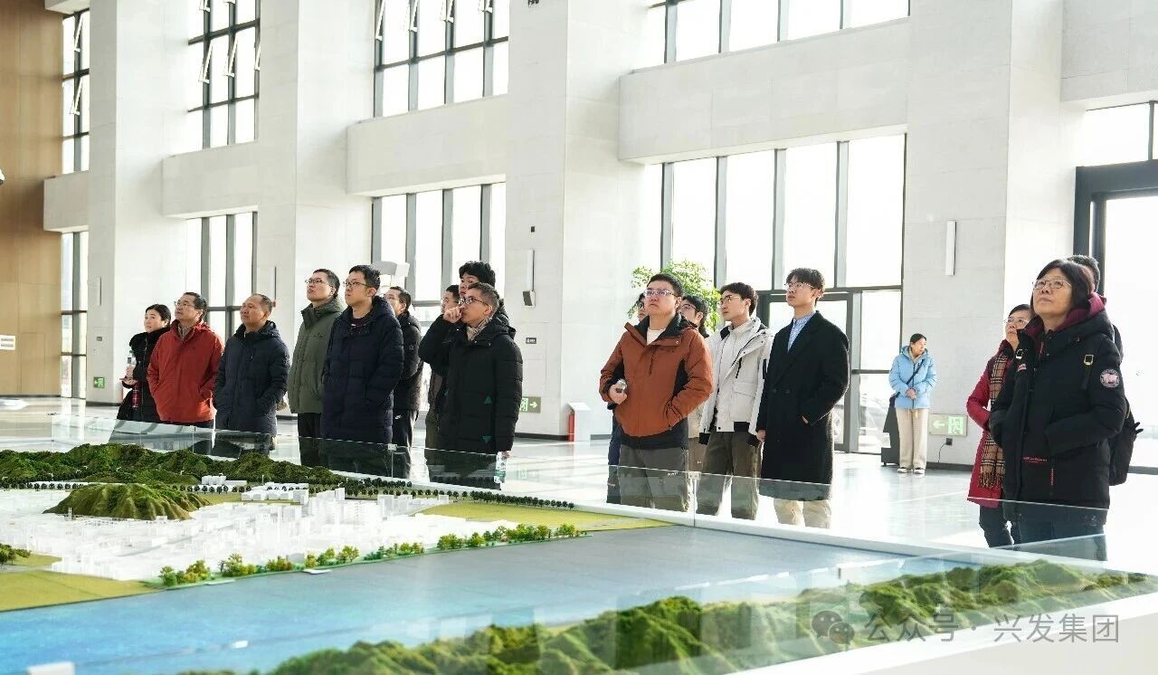 兴发集团与清华大学合作交流，加速学术成果产业化落地