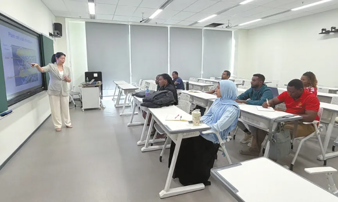 出海破局!中国科技小院模式迈向全球,已落地11国