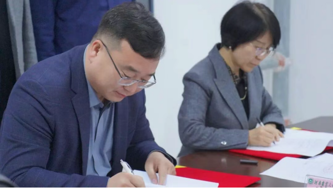 重磅签约 ‖ 河南农业大学&″黑能量增产肥″联合启动花生增产研究项目